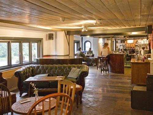 The May Garland Inn Hellingly Zewnętrze zdjęcie